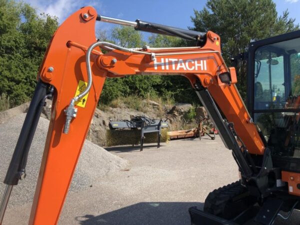 HITACHI ZX26U-6 CR(2019) 260 H▫️2.7 t – Image 2