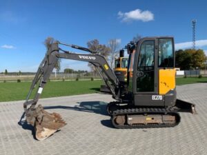 VOLVO EC27D (2019) 686 H▫️2t7