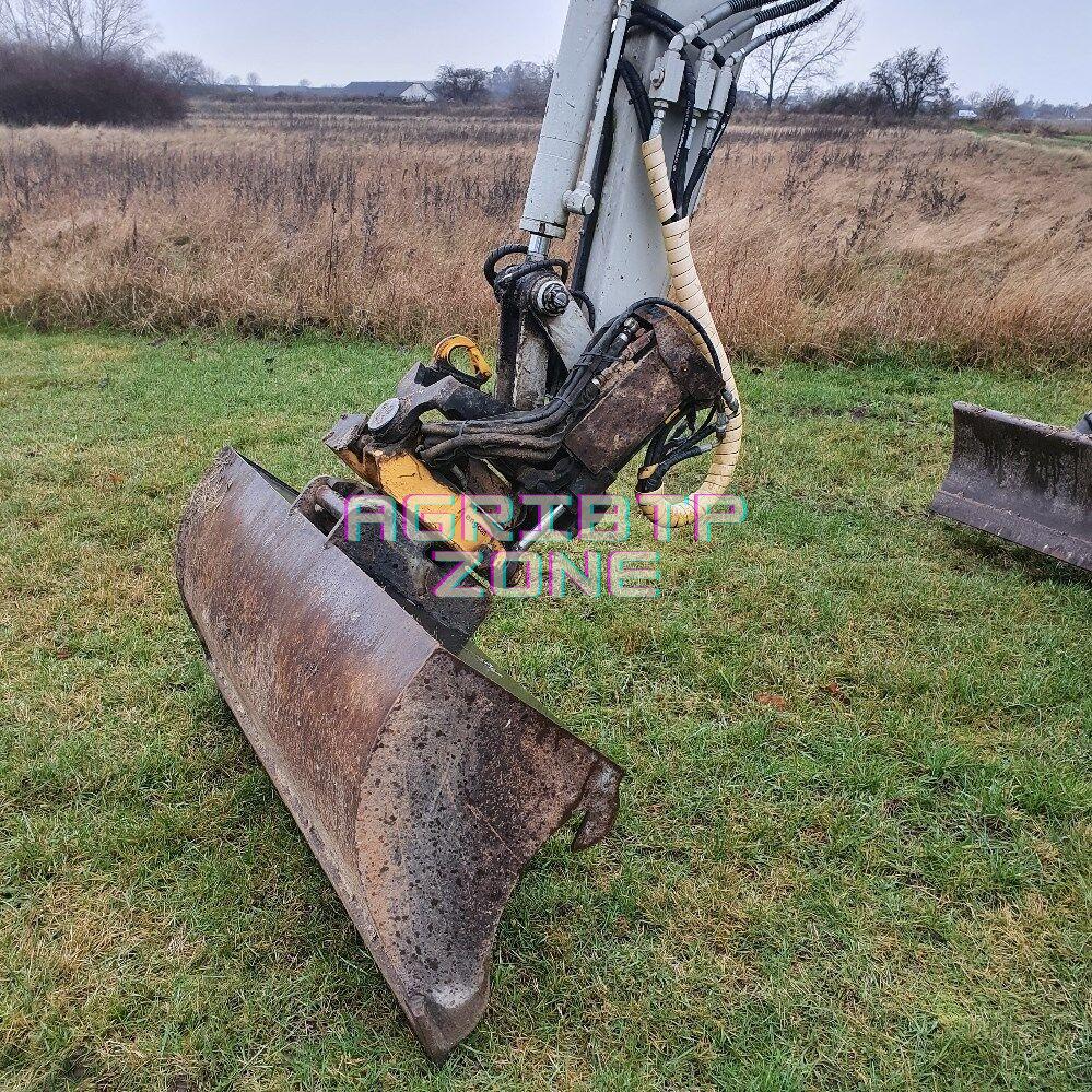 TAKEUCHI TB240(2016) 1022 H ▫️3t8 – Image 34