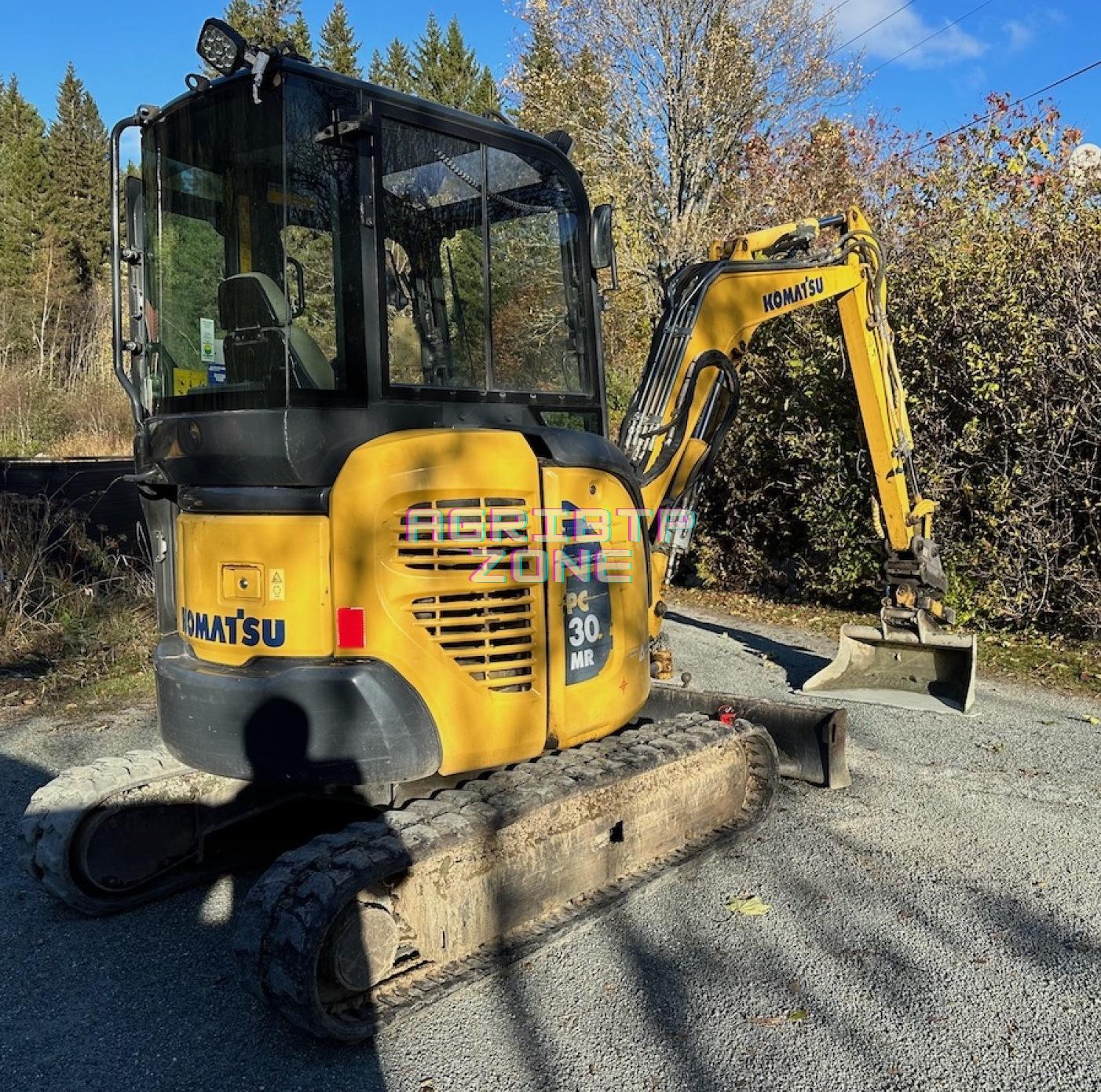 Komatsu PC30MR (2014) 3970 H▫️3t3 – Image 2