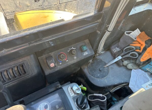 Komatsu PC30MR (2014) 3970 H▫️3t3 – Image 24