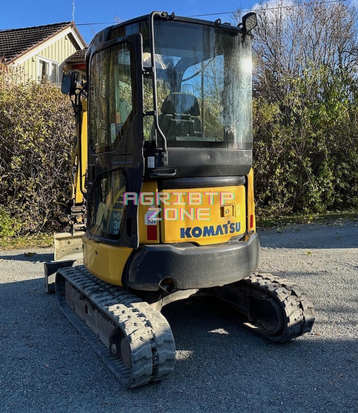 Komatsu PC30MR (2014) 3970 H▫️3t3 – Image 3